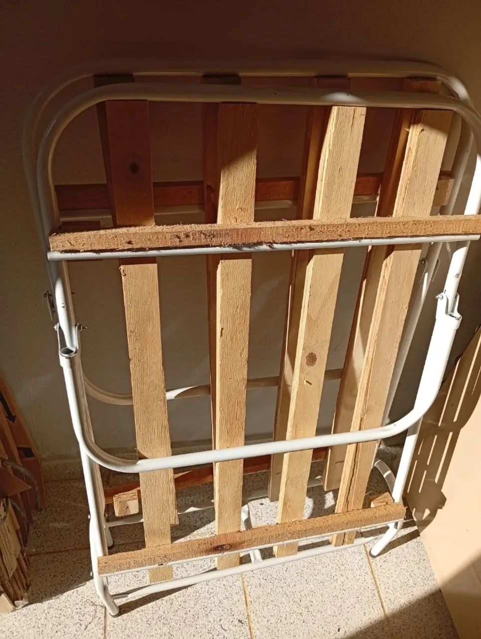 Cama dobrável acompanha o colchão  - Foto 2
