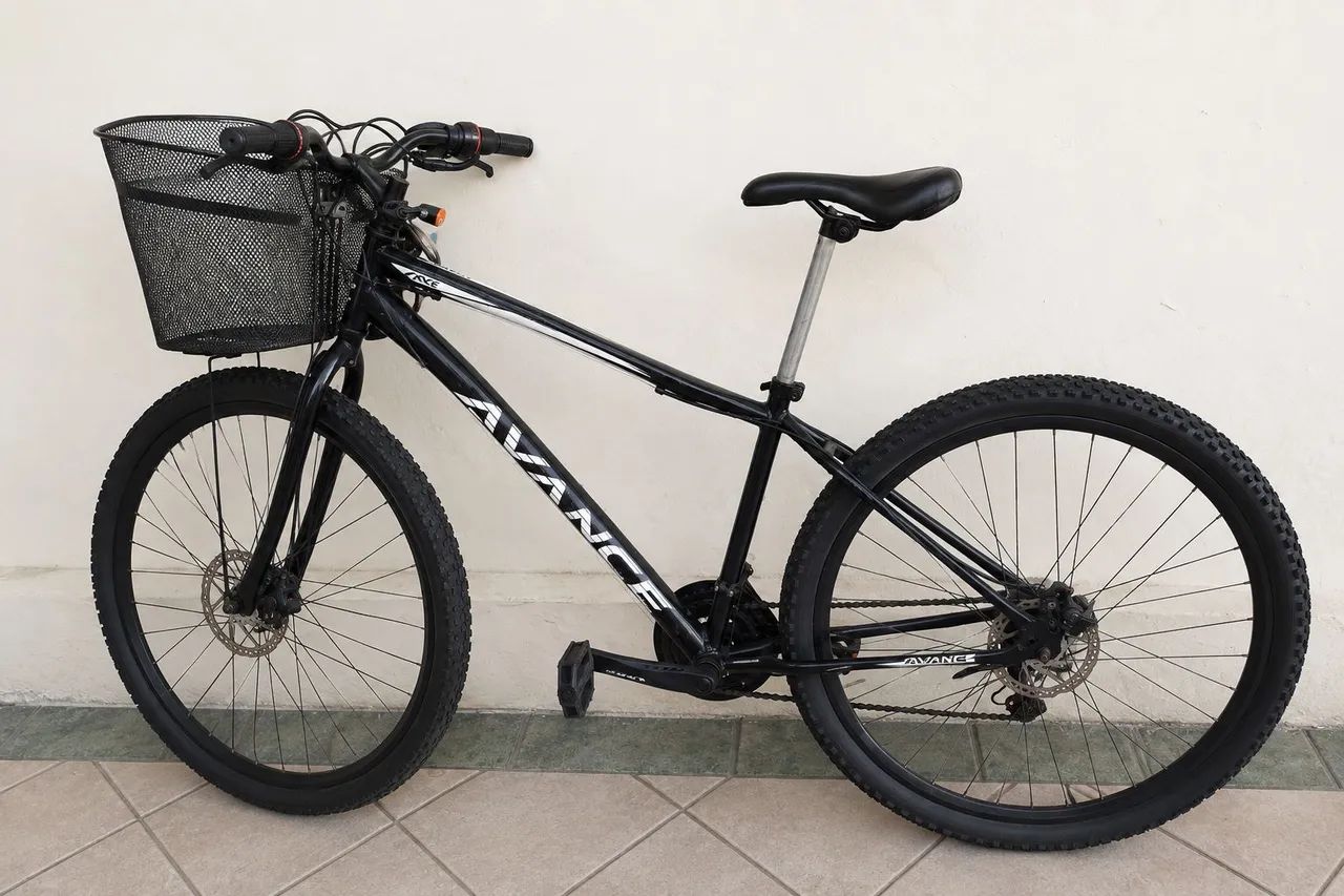 Bicicleta aro 29 com cesta 