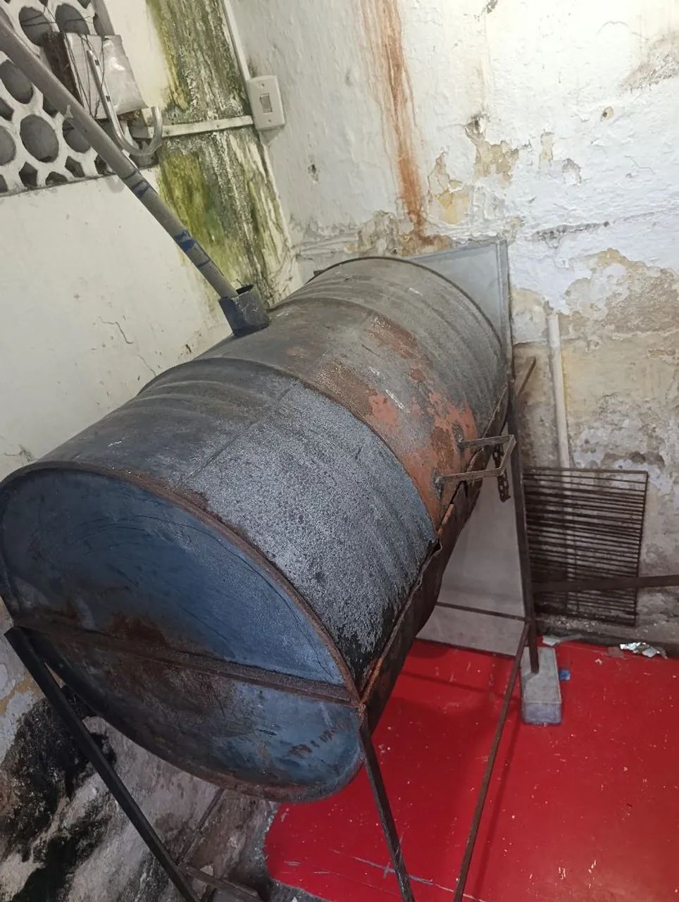 Churrasqueira/defumadora de tonel - Foto 3
