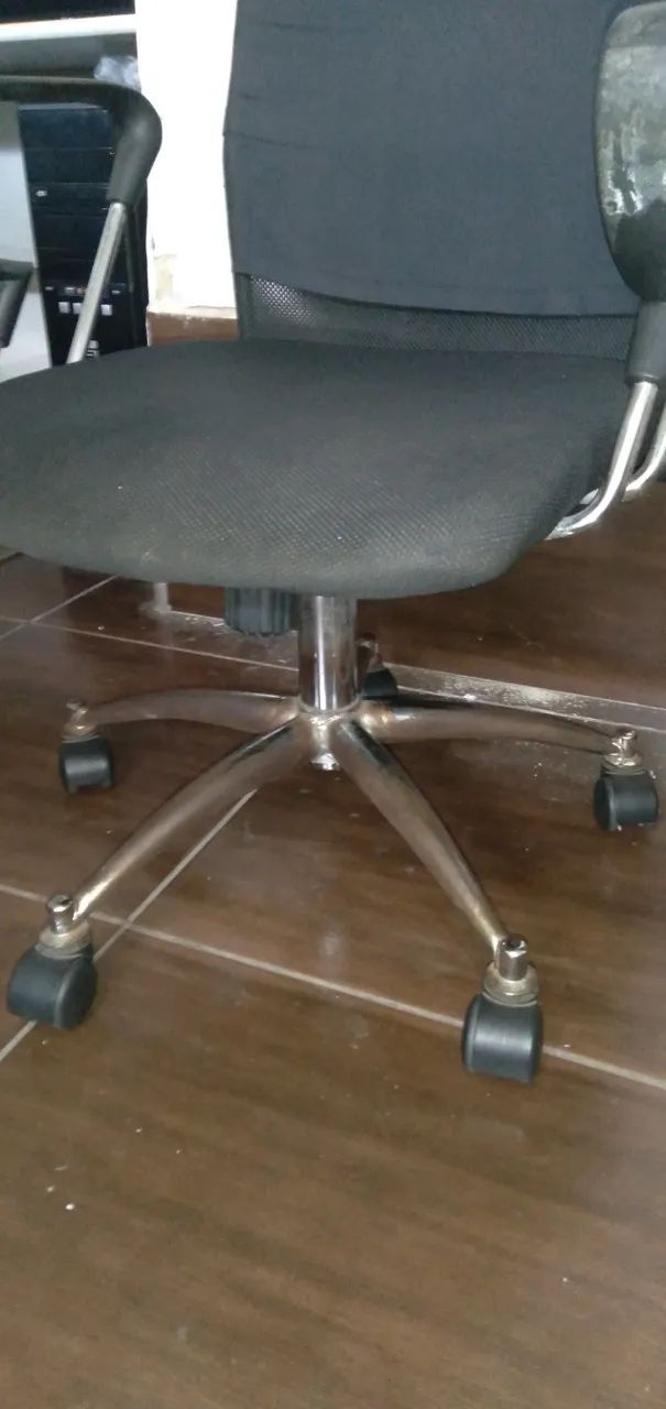 Cadeira de escritório - Foto 4