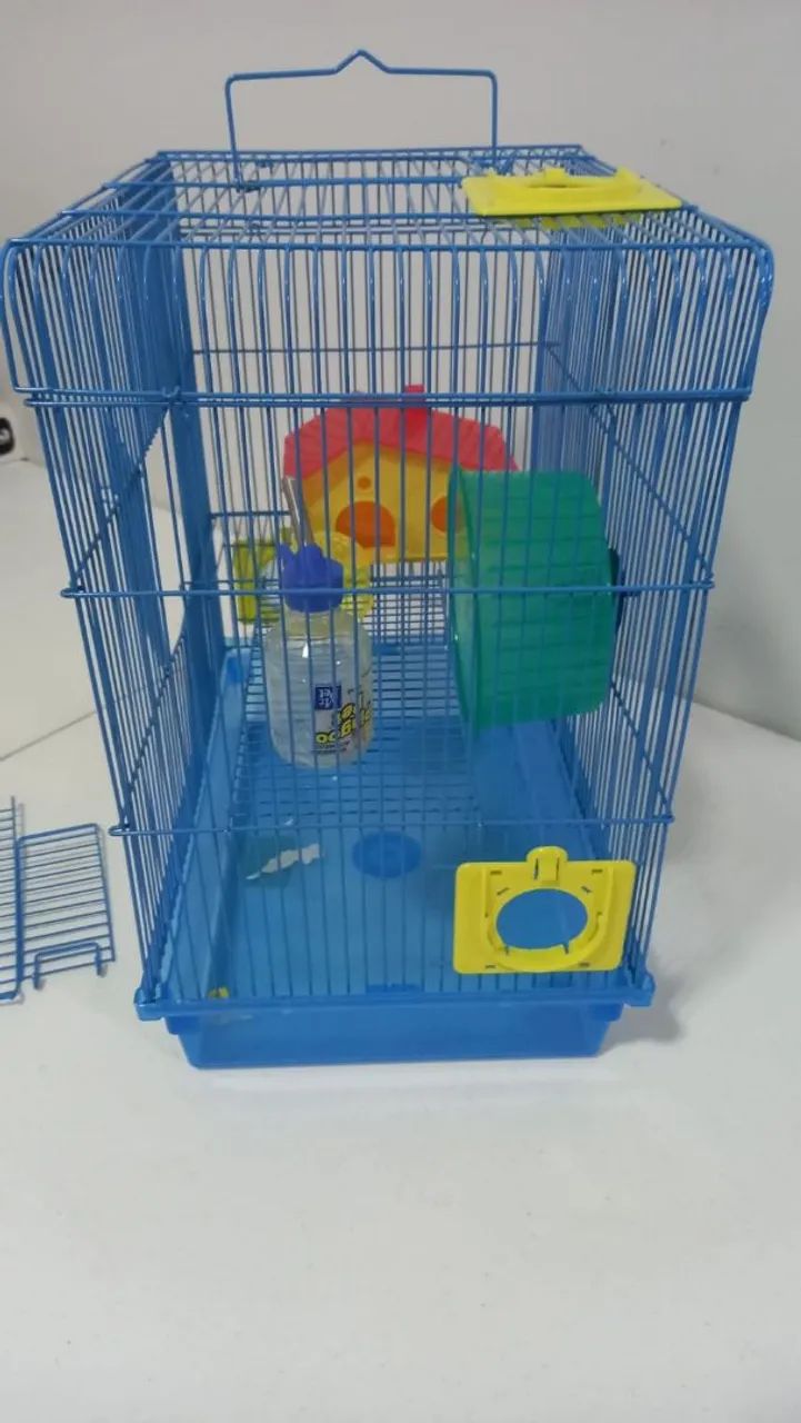 Vendo gaiola para hamster   nunca usada, em perfeito estado. Com acessórios de brinde. - Foto 2