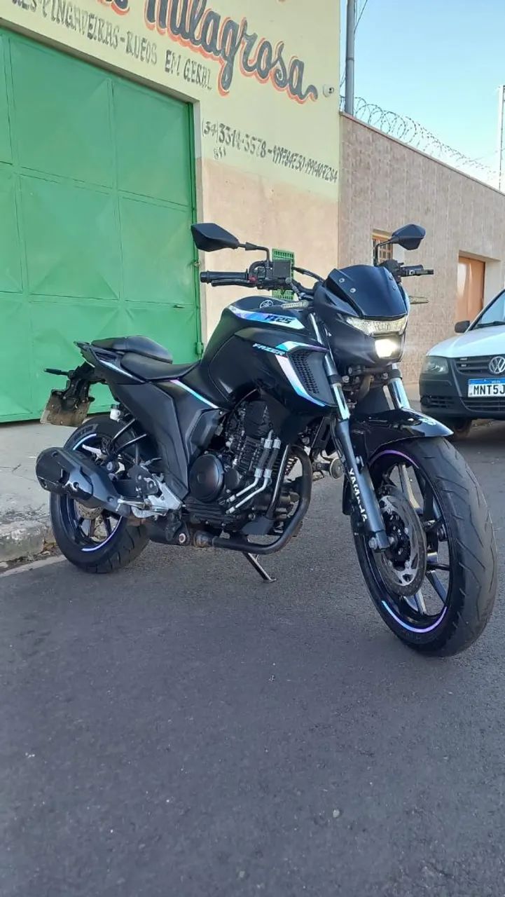 FAZER 250 2023