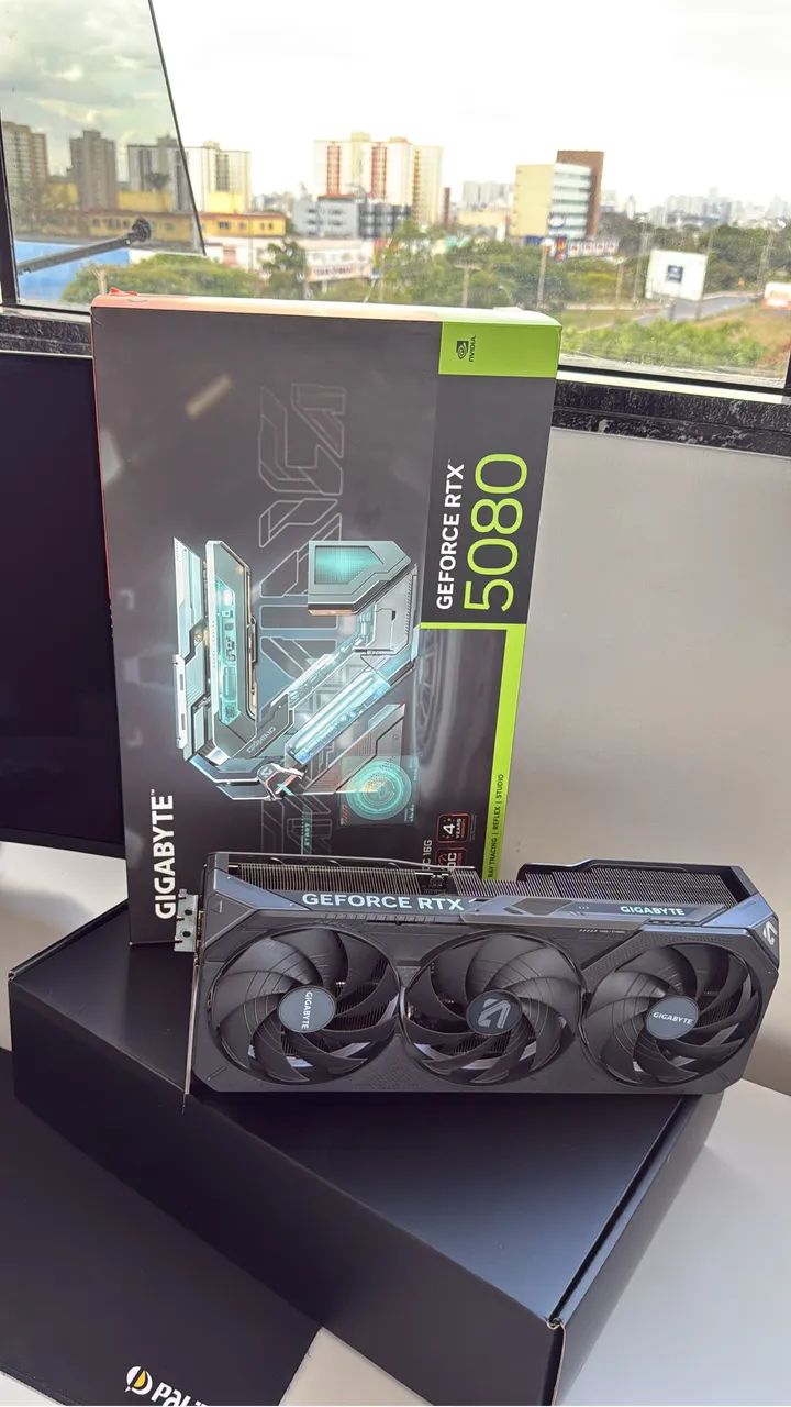RTX 5080 GIGABYTE OC 16GB  - Foto 4