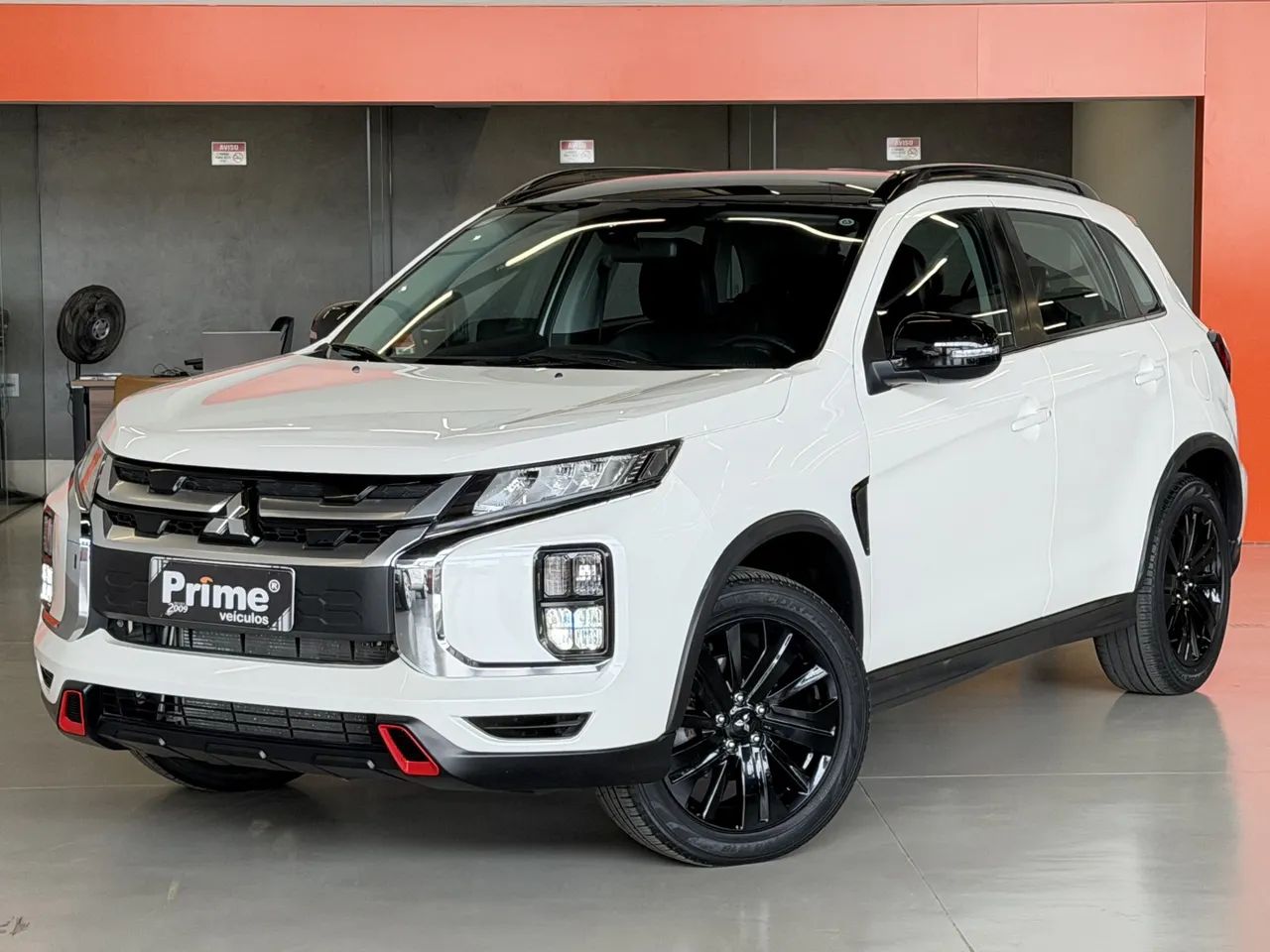 Mitsubishi Outlander 2022 - Foto 2