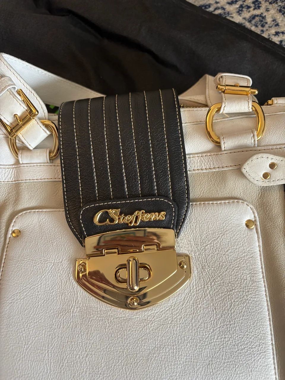 Bolsa Carmem Steffens com certificado de garantia! - Foto 4