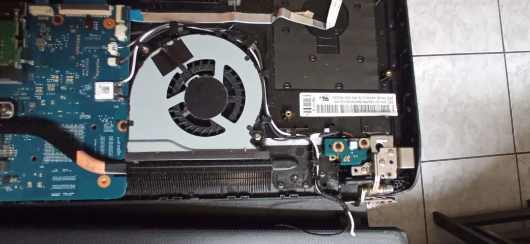 Placa Mãe Notebook Samsung Essentials E34 Np300e5l Core I3 Funcionando - Foto 4