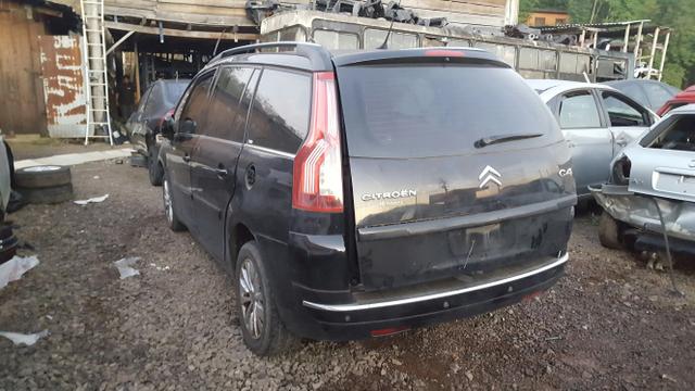 Sucata C4 Picasso Exclusive para retirada de peças - Foto 2