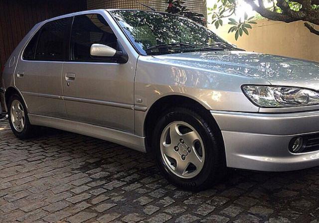 Peugeot 306