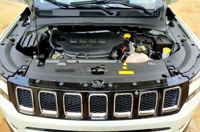 Aceita Troca Jeep Compass Sport 2.0 Flex Único Dono Baixo Km - Foto 6