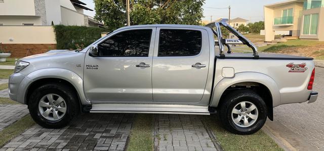 Particular Vende Hilux CD 4x4 SRV Diesel Blindado - Foto 2