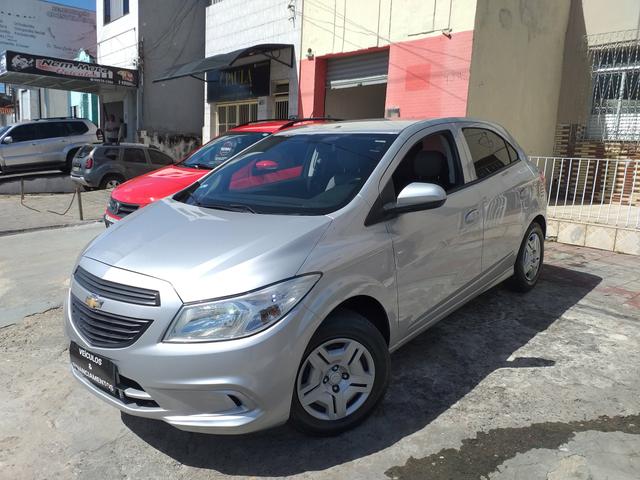 Onix 1.0 ls 2016 o mais Novo do estado de Sergipe