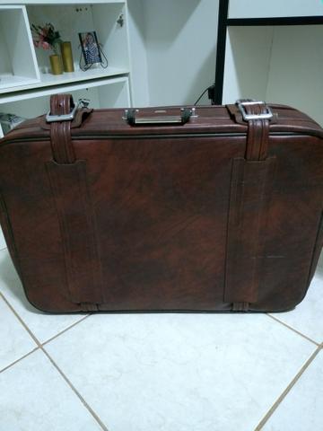 Mala Antiga de Couro Legítimo
