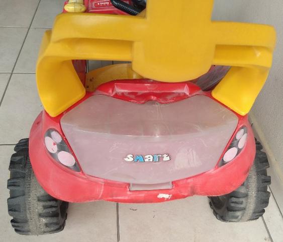 Carrinho passeio Smart com pedal/base - Bandeirantes - Foto 3