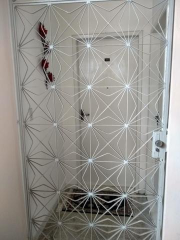 Apartamento Itapuã 3 quartos com dependência R$1.200,00