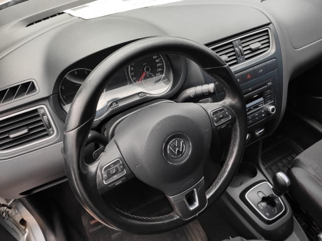 VOLKSWAGEN CROSSFOX 1.6 MI FLEX 8V 4P 2013 - Foto 8
