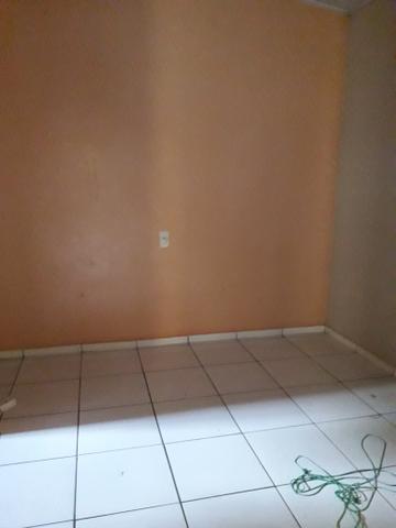 Aluga-se apartamento no Raiar do Sol