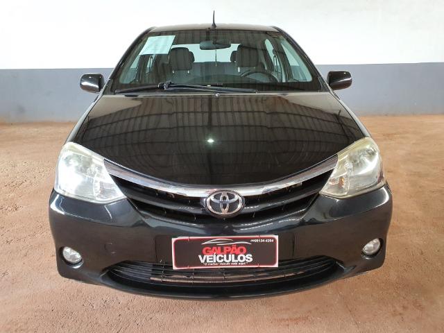 Etios Sedan XLS impecável - Foto 9
