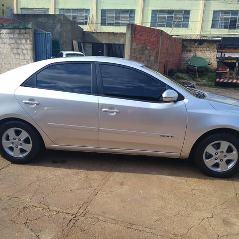 Cerato 2011 Completo