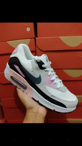 Sucesso de vendas. Air Max 90 da Nike. Estouro total 1 por 90.00rs 2 por 170.00rs