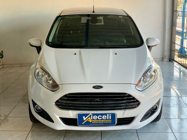 Ford Fiesta Hatch Titanium 1.6 automático 2015, apenas 45.000km, Único dono - Foto 10