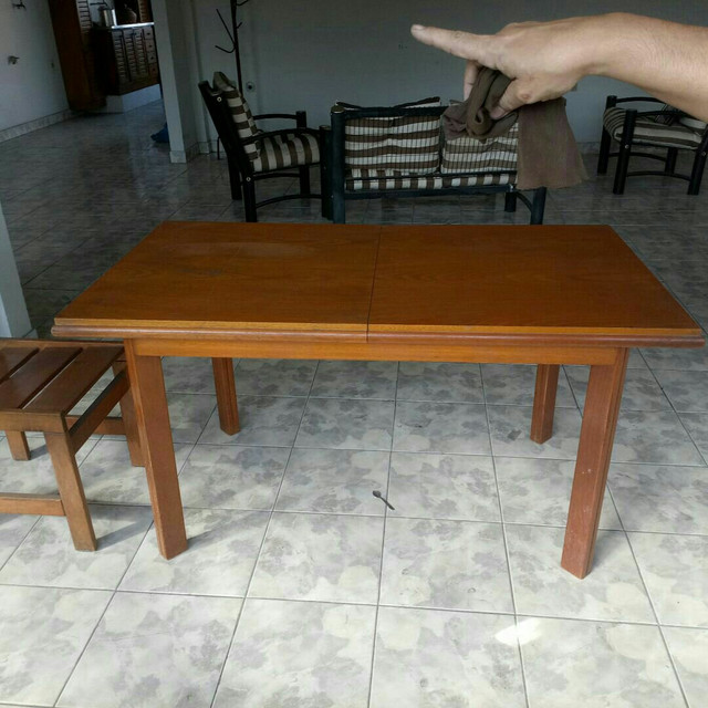 Mesa com 6 cadeiras - Foto 2