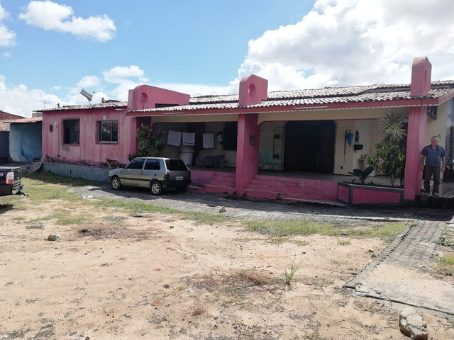 Casa com amplo terreno no São João do Tauape - Foto 12