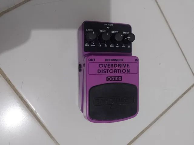 Pedal behringer overdrive distortion od 100 para guitarra