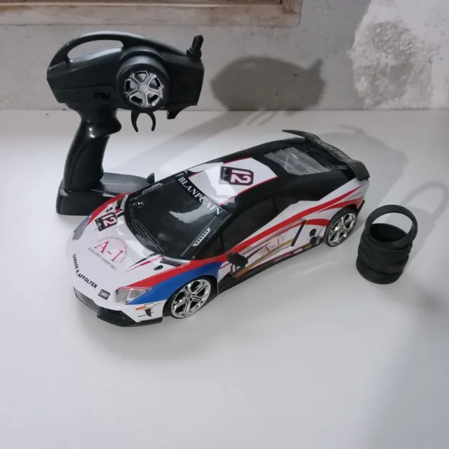 Carrinho de DRIFT de Controle Remoto - JDM Urbano + Brindes Exclusivos