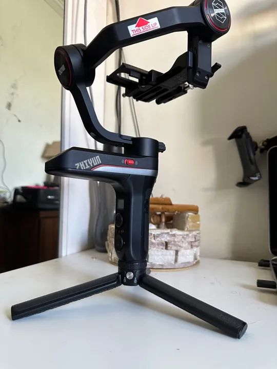 Estabilizador Gimbal Webill S na caixa e com case de brinde. Novinho - Foto 3