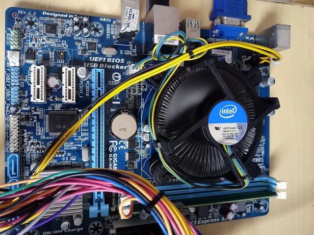 Kit placa mãe gigabyte - Foto 3