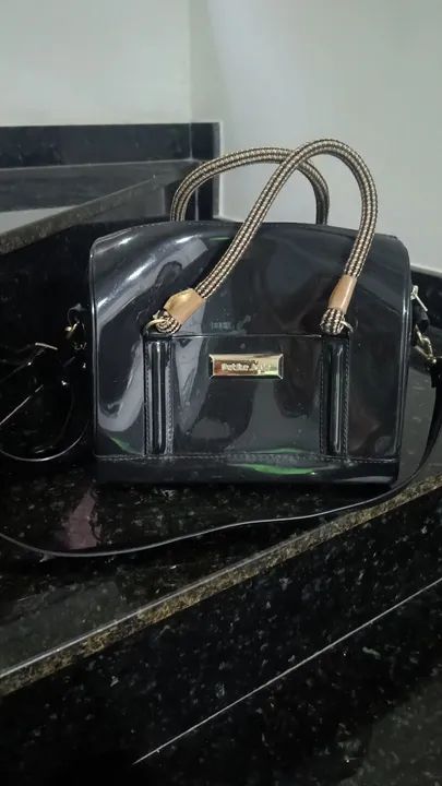 Bolsa Baú Petite Jolie 