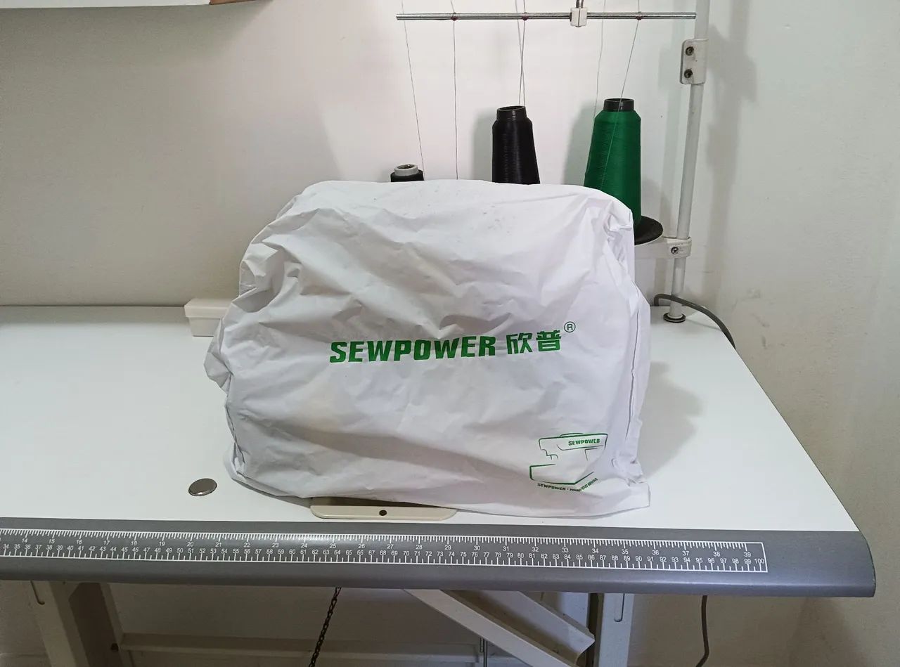 Overlock industrial - Direct drive - Foto 3