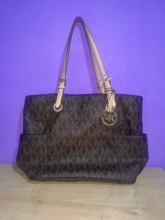 Bolsa Michael Kors original + carteira - Foto 3