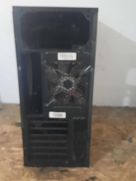 Gabinete Gamer preto  - Foto 2