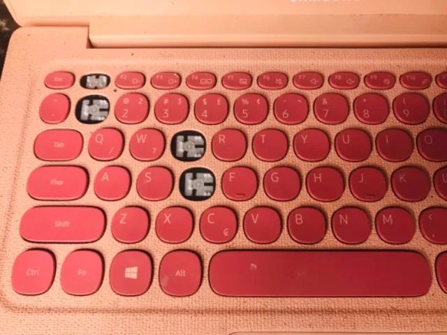 Notebook Usado Samsung Flash F30 Intel Celeron, 4GB RAM, SSD 64GB Tela 13,3" Rosa - Foto 5