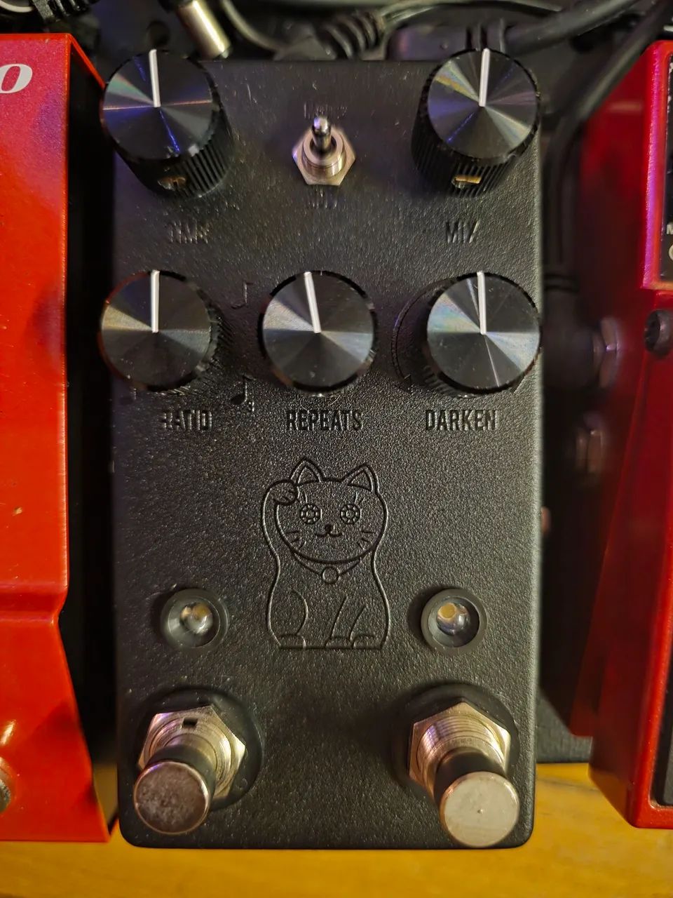 Pedal JHS Lucky Cat Black Edition - Instrumentos musicais