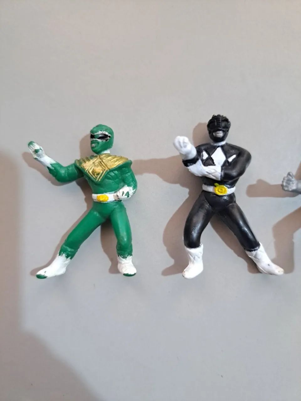 4 bonecos power rangers kinder ovo - Foto 2
