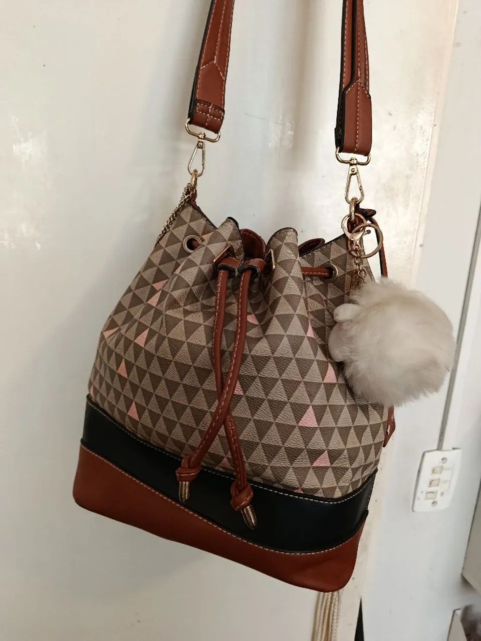 Bolsa triângulo 