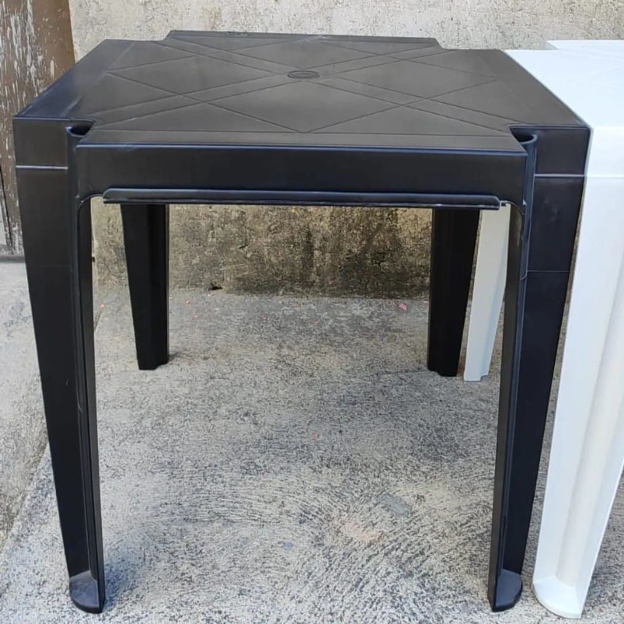 Mesa de plástico Premier com engate - Foto 2