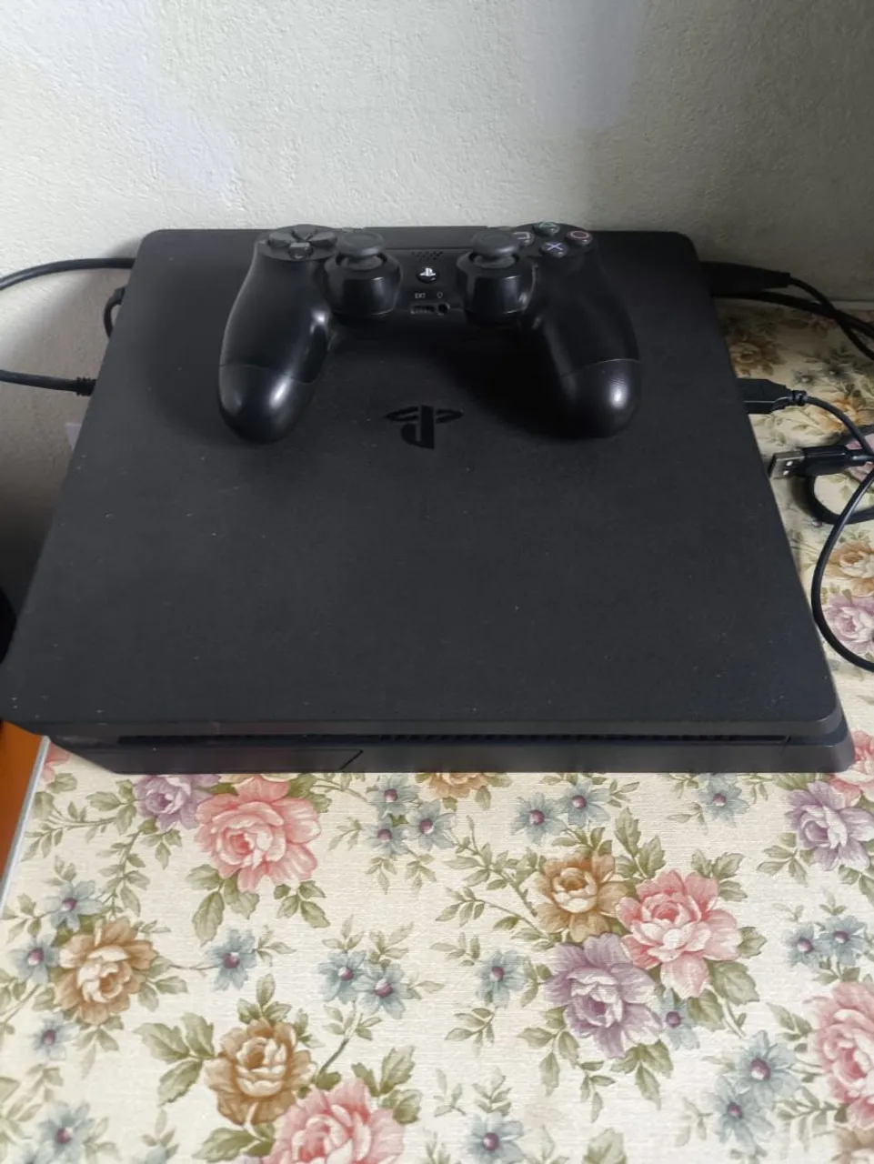 Ps4 slim 1tb