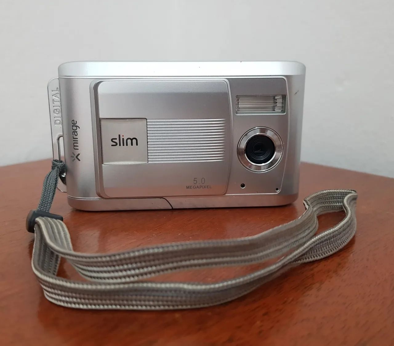 Câmera Fotográfica Mirage Slim. Super Linda.  Oportunidade. - Foto 4