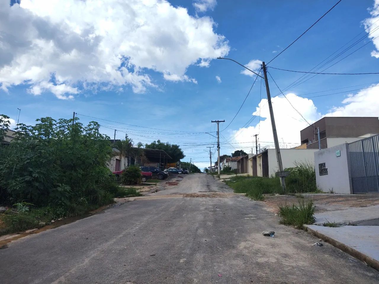 Lotes 300 metros valparaiso go  próximo posto ipê  - Foto 3