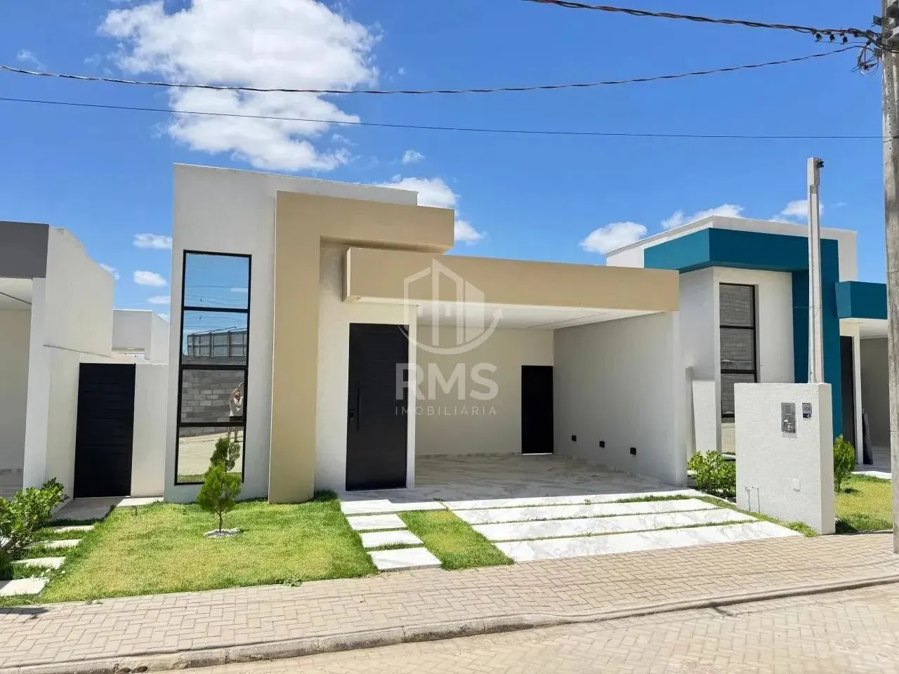 Alugo casa no condomínio Tucano bairro Bom Sucesso Arapiraca-AL