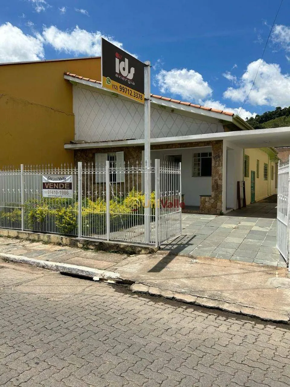 Casa com 4 dormitórios à venda, 200 m² por R$ 850.000,00 - Centro - São Luiz do Paraitinga