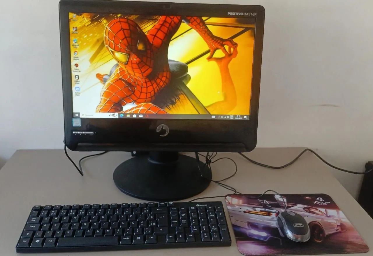 computador ALL in one core i3 4GB SSD top perfeito 