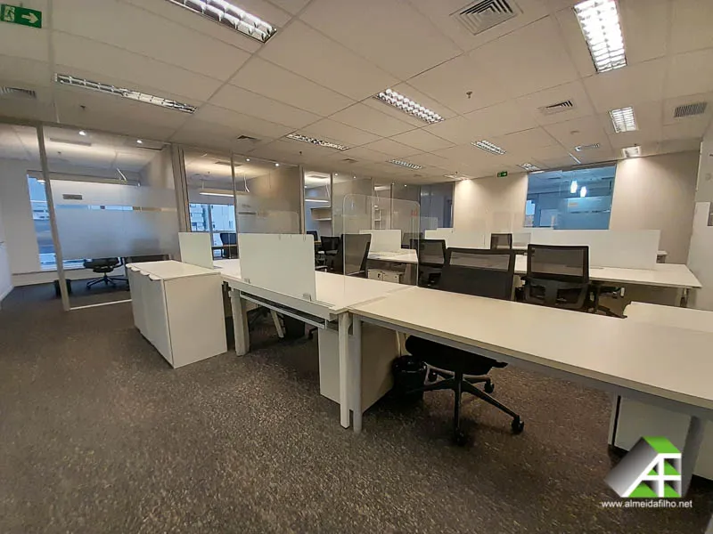 ESCRITÓRIO de 592m2 MOBILIADO para LOCAÇÃO em Pinheiros (prox Shop Eldorado) SP