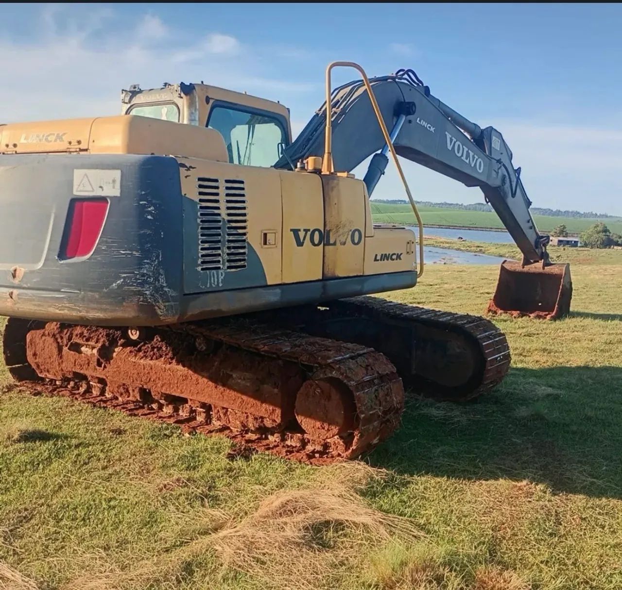 Volvo EC210
