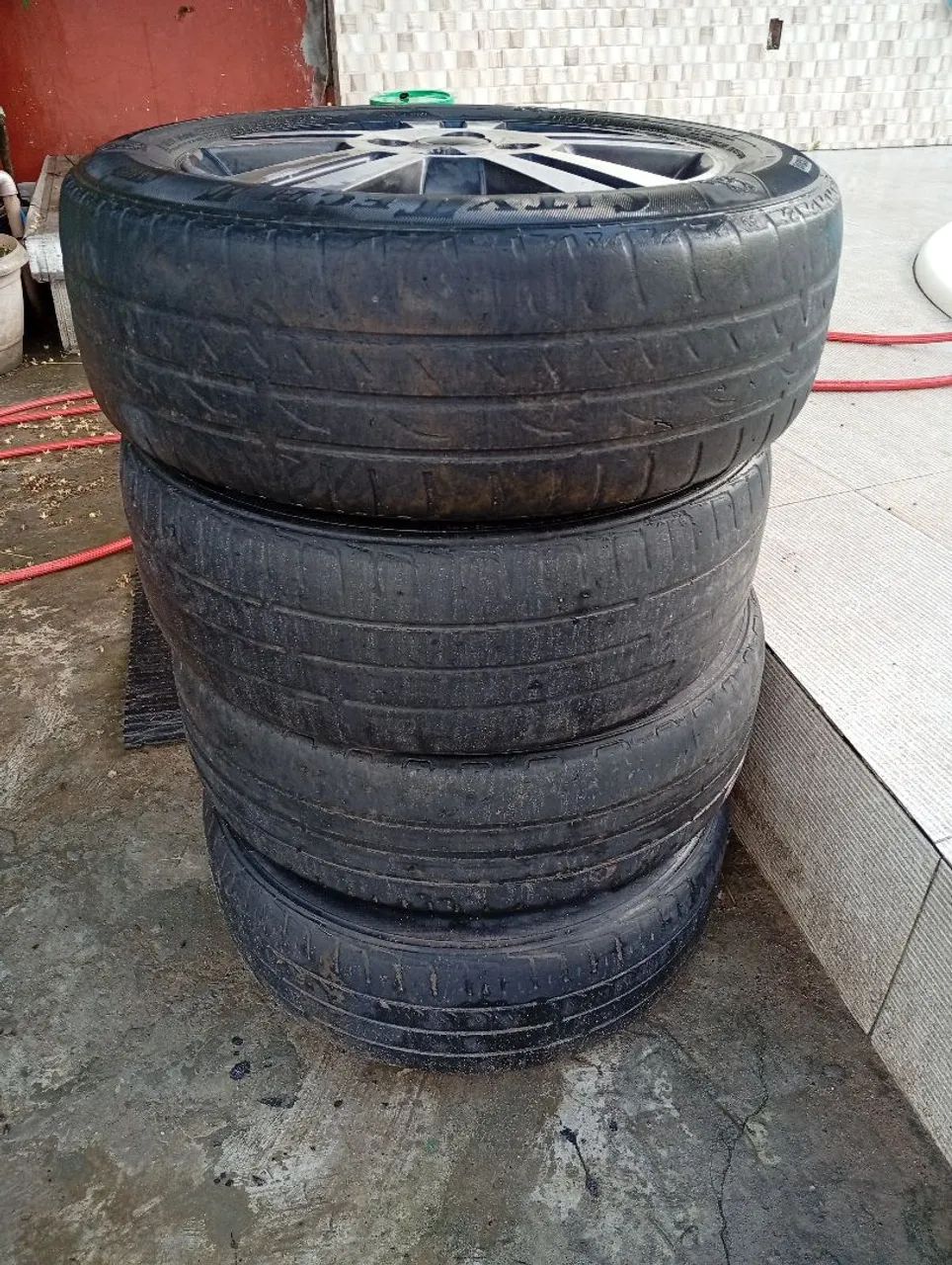KIT PNEUS ARO 13 1300$/KIT PNEUS ARO 15 1500$ - Foto 4