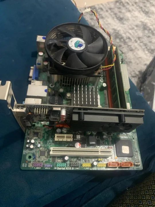 Placa mãe Am3 com processador, Placa mãe Lga 775 com Processador, Memórias ram, Hd, Etc? - Foto 4