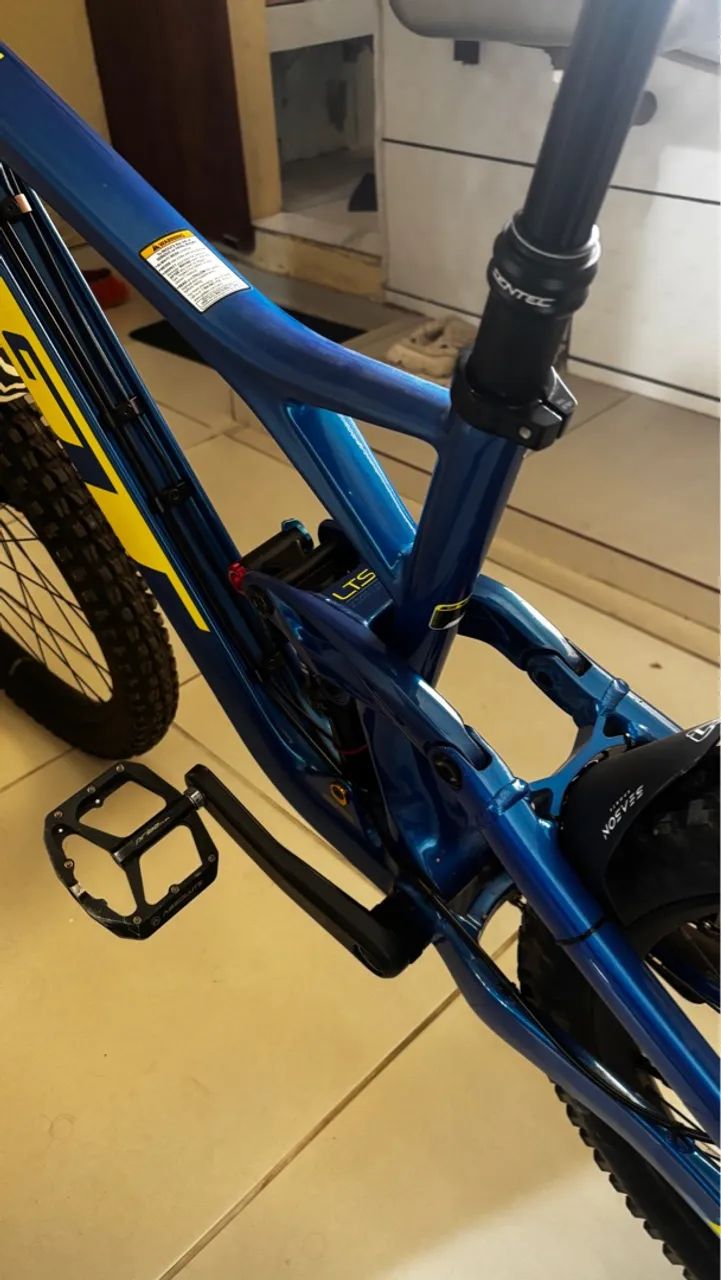 Bicicleta GT Carbon 27,5 - Foto 4